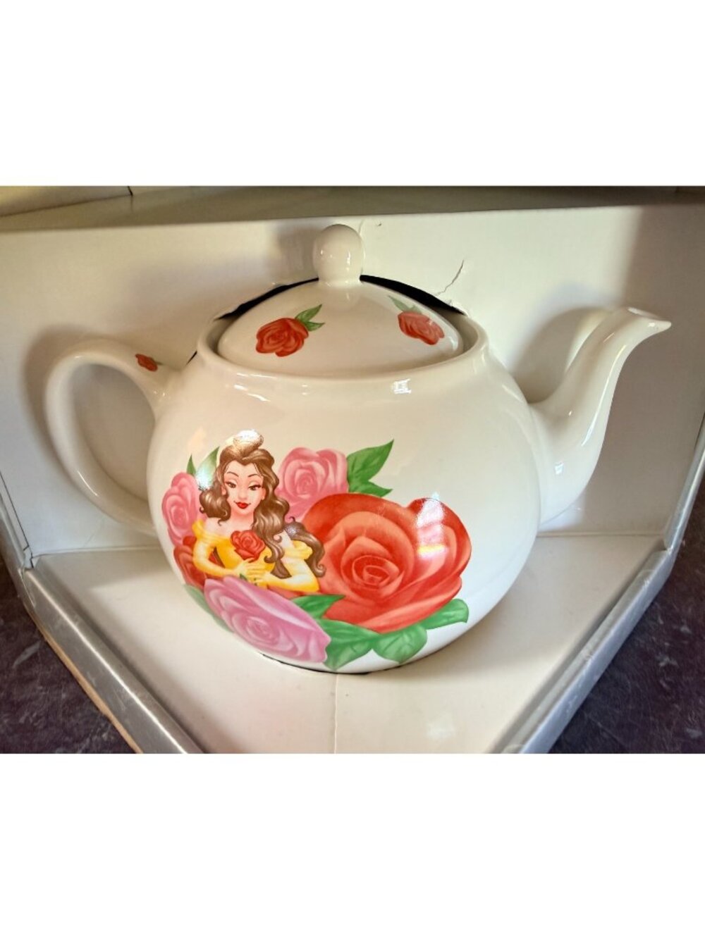 Walt Disney World Exclusive Ceramic Beauty & The Beast Princess Belle Teapot NOB - Picture 2 of 9